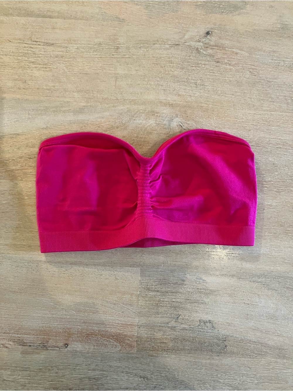 Fabletics Workout Bandeau in Magenta